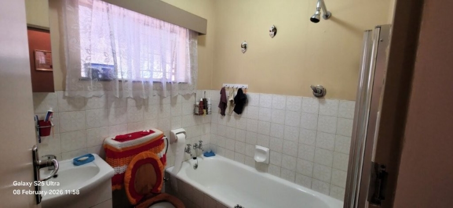 3 Bedroom Property for Sale in Birch Acres Gauteng