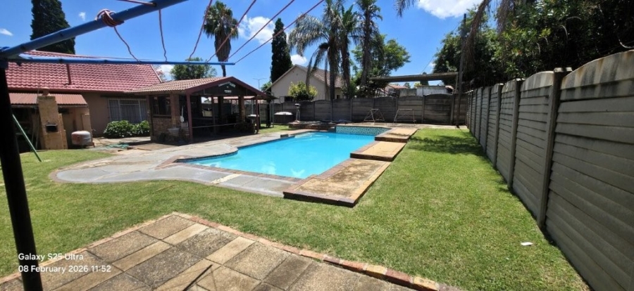 3 Bedroom Property for Sale in Birch Acres Gauteng