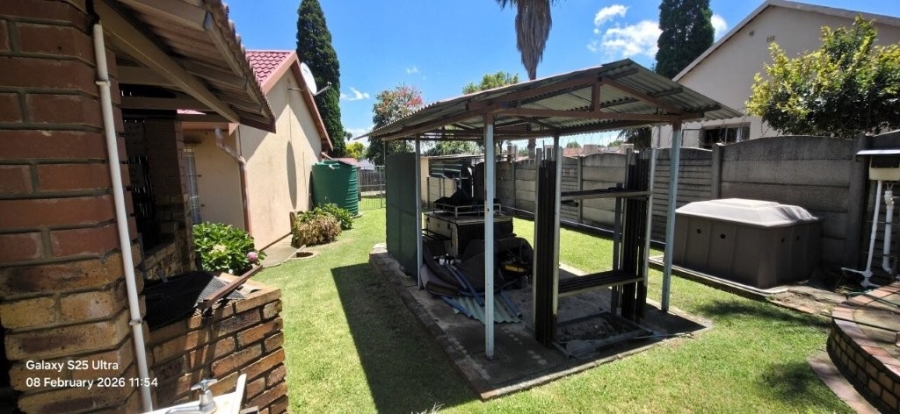 3 Bedroom Property for Sale in Birch Acres Gauteng