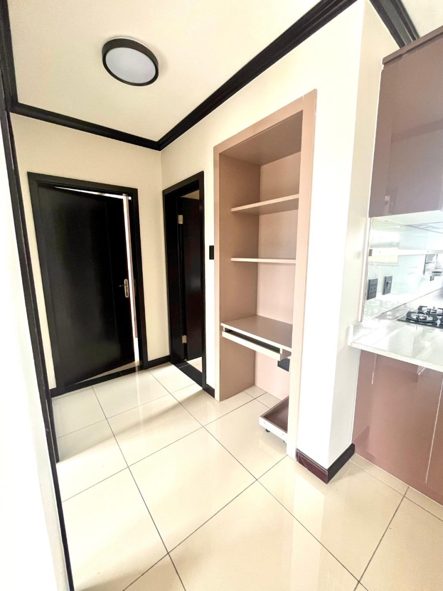 To Let 2 Bedroom Property for Rent in Blue Hills Gauteng