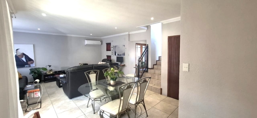  Bedroom Property for Sale in Amorosa Gauteng