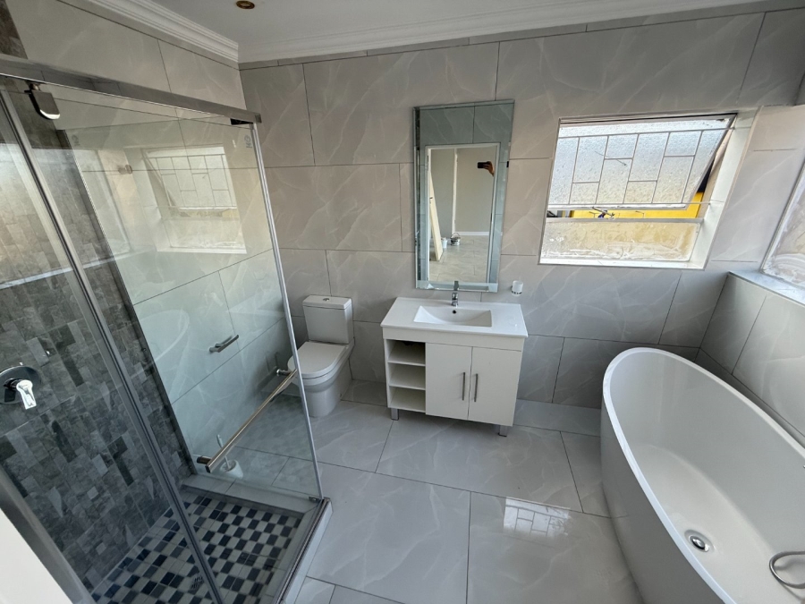 To Let 3 Bedroom Property for Rent in Highveld Gauteng