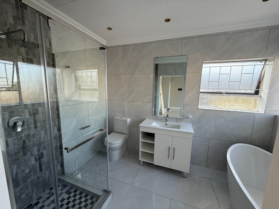 To Let 3 Bedroom Property for Rent in Highveld Gauteng