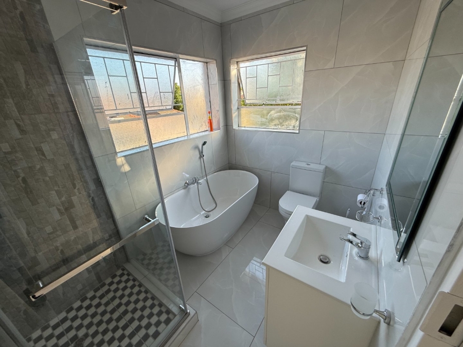 To Let 3 Bedroom Property for Rent in Highveld Gauteng