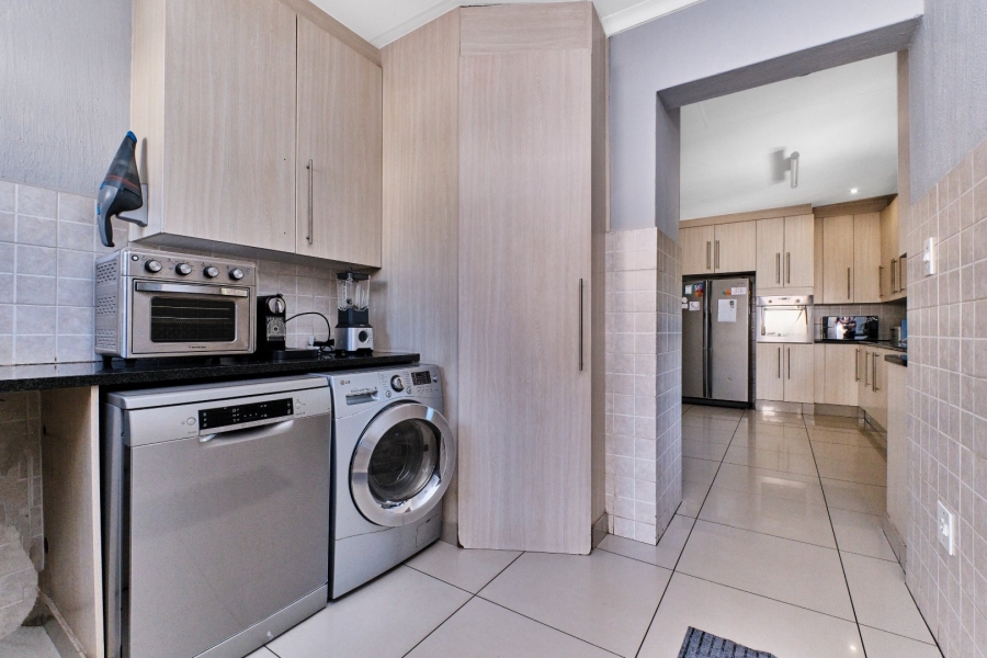 4 Bedroom Property for Sale in Randpark Ridge Gauteng