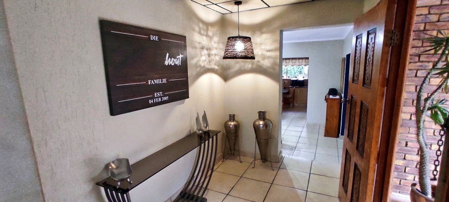 4 Bedroom Property for Sale in Vanderbijlpark SE 3 Gauteng