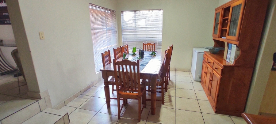 4 Bedroom Property for Sale in Vanderbijlpark SE 3 Gauteng