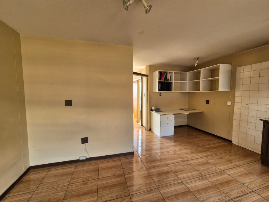 1 Bedroom Property for Sale in Hatfield Gauteng