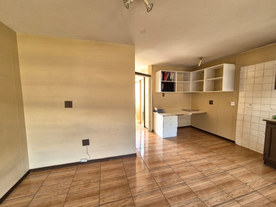1 Bedroom Property for Sale in Hatfield Gauteng