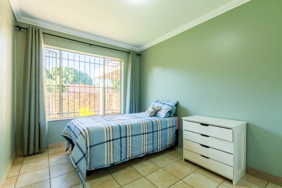 3 Bedroom Property for Sale in Die Wilgers Gauteng