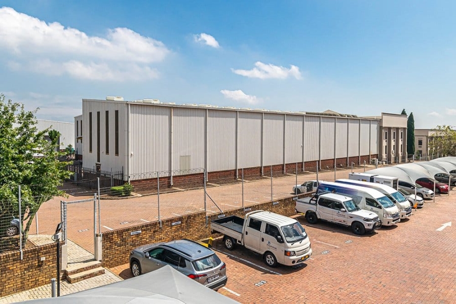 To Let commercial Property for Rent in Randjespark Gauteng