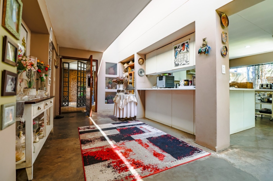 4 Bedroom Property for Sale in Zwartkop Gauteng