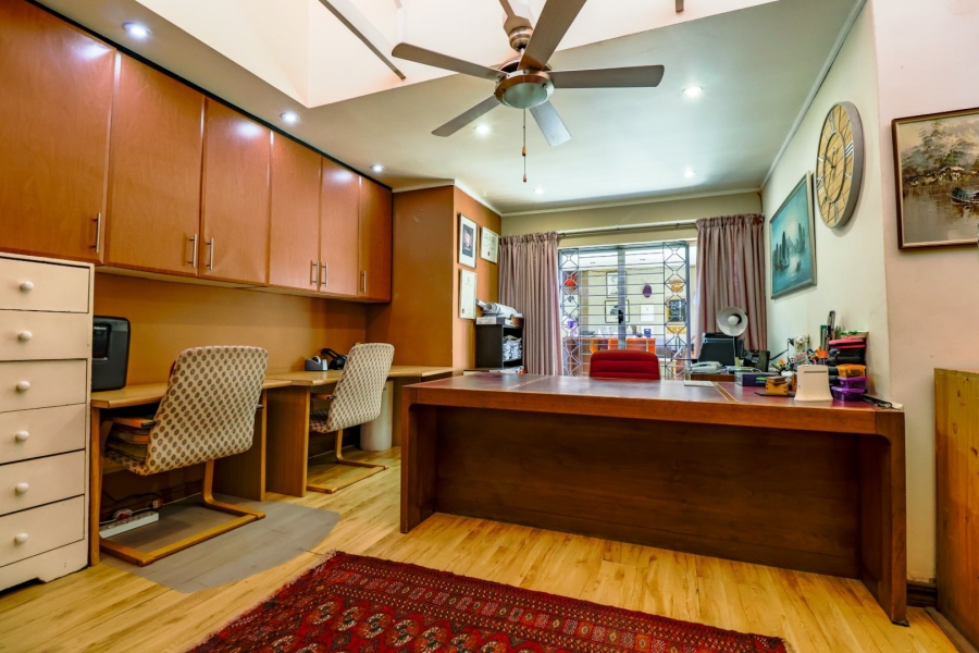 4 Bedroom Property for Sale in Zwartkop Gauteng