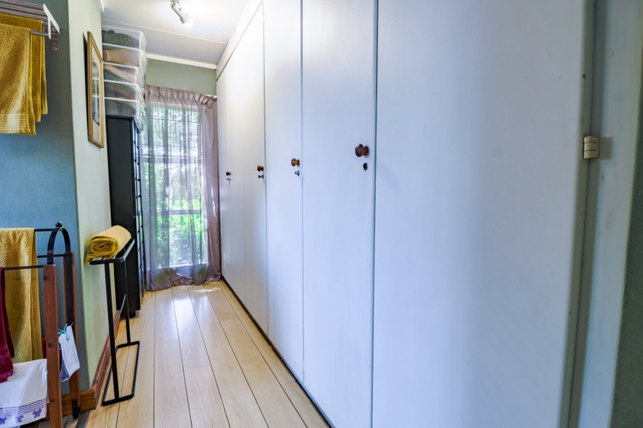 4 Bedroom Property for Sale in Zwartkop Gauteng