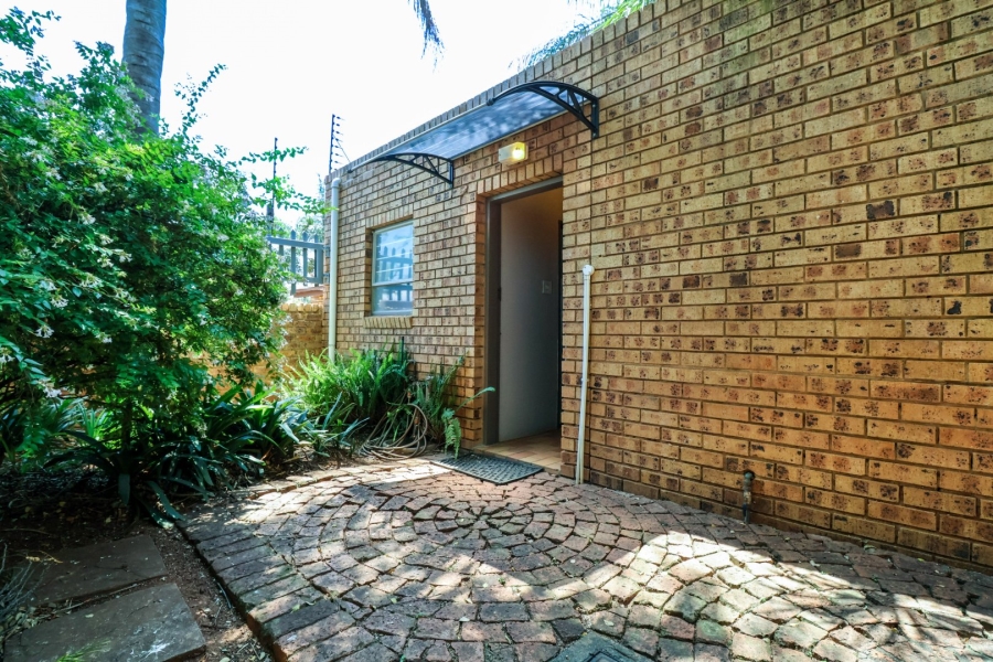 4 Bedroom Property for Sale in Zwartkop Gauteng