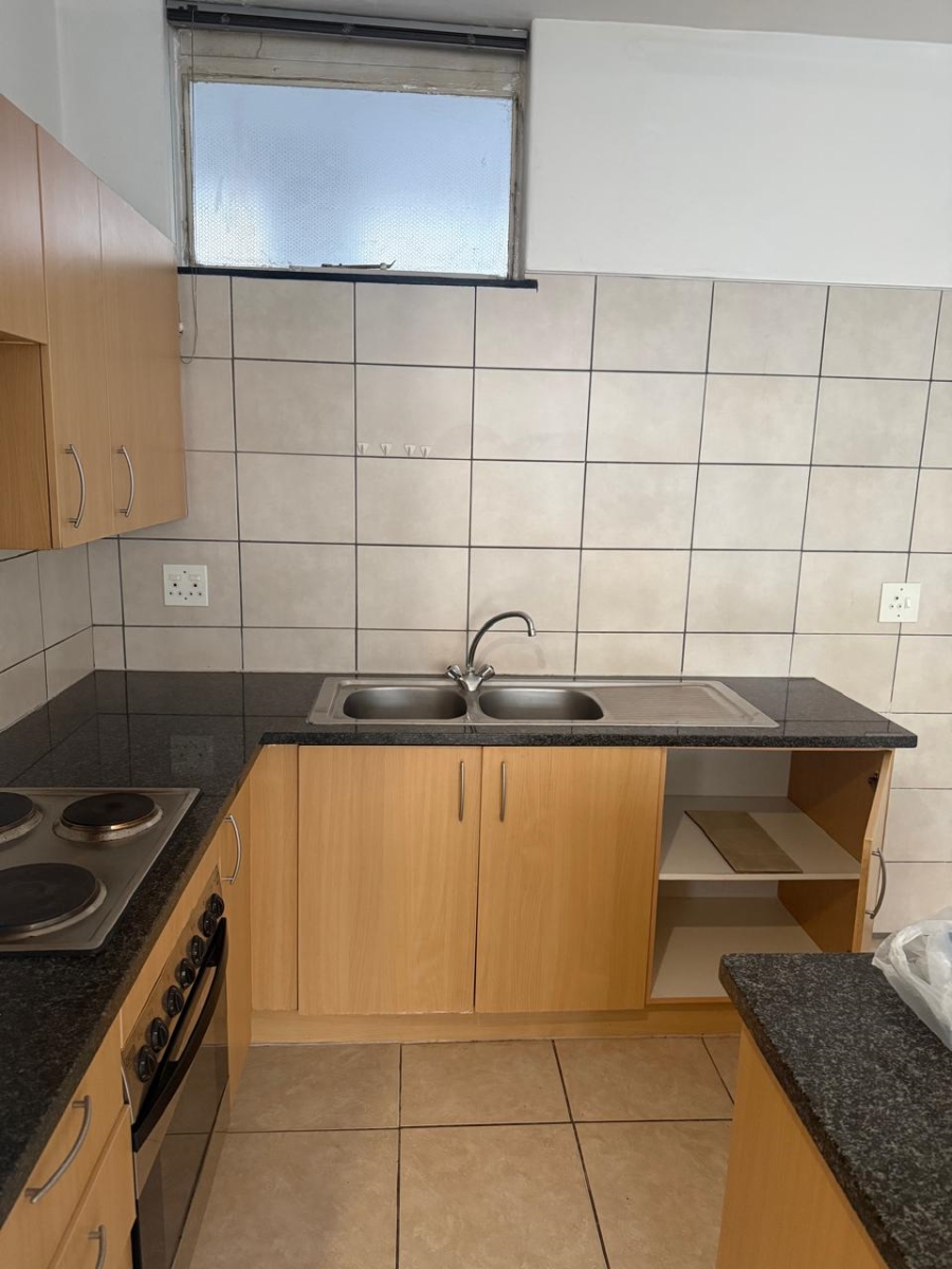 To Let 1 Bedroom Property for Rent in Elma Park Gauteng