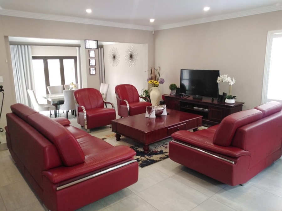3 Bedroom Property for Sale in Monument Gauteng