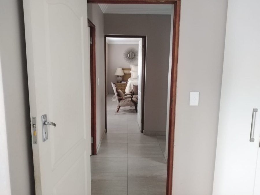 3 Bedroom Property for Sale in Monument Gauteng