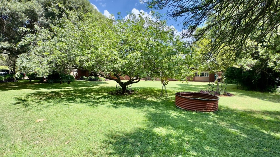 Commercial Property for Sale in Die Hoewes Gauteng