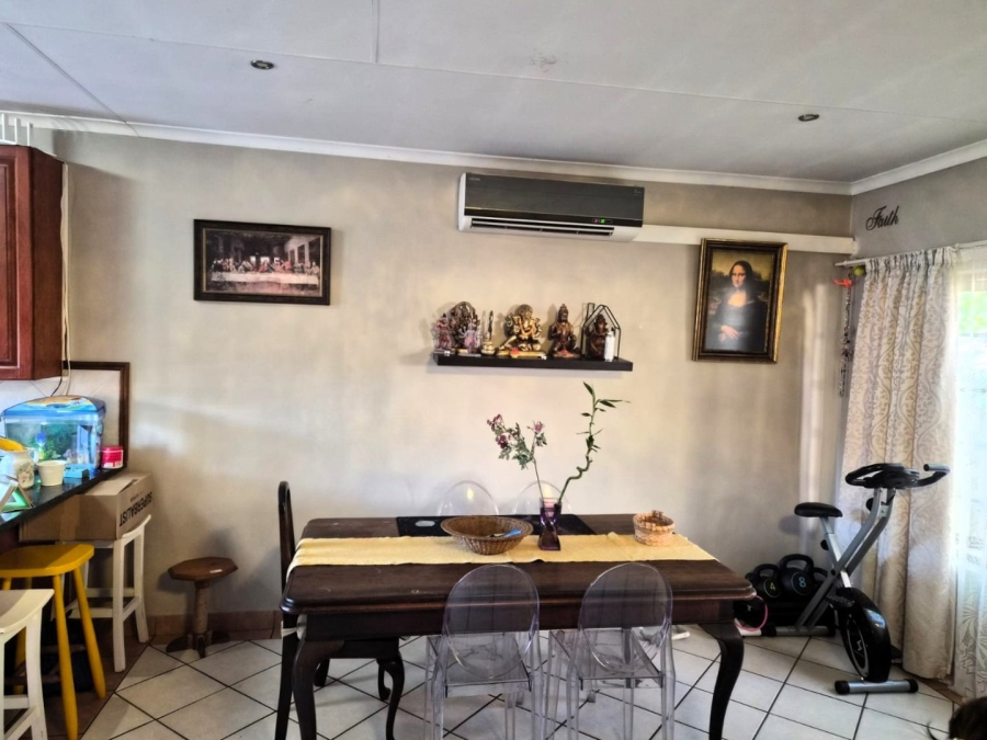 2 Bedroom Property for Sale in Eco Park Gauteng