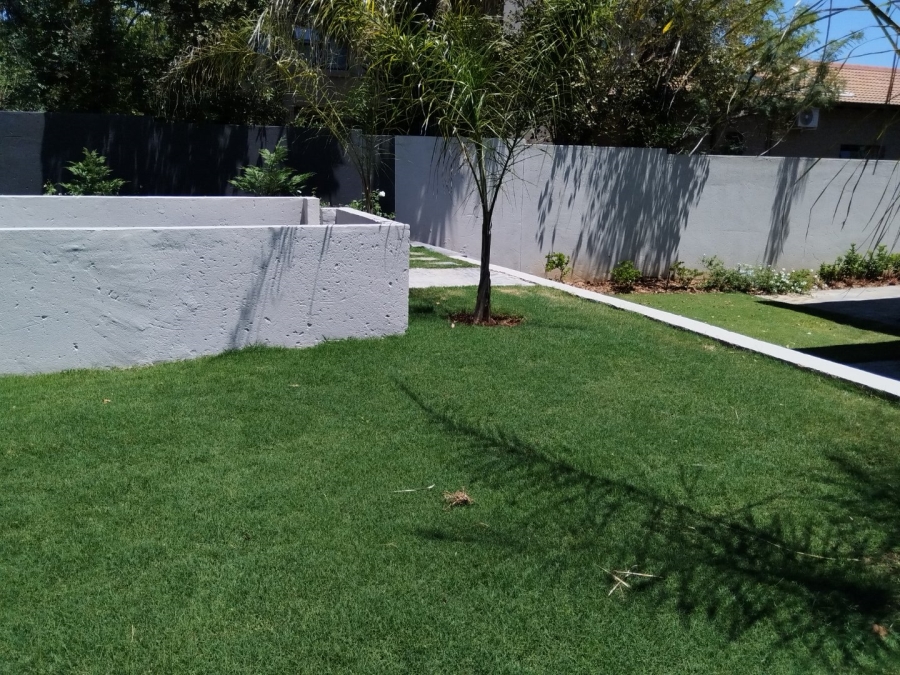 To Let 5 Bedroom Property for Rent in Roodeplaat Gauteng