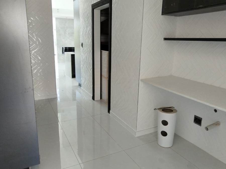 To Let 5 Bedroom Property for Rent in Roodeplaat Gauteng