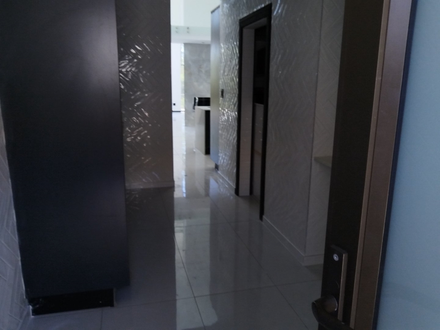 To Let 5 Bedroom Property for Rent in Roodeplaat Gauteng