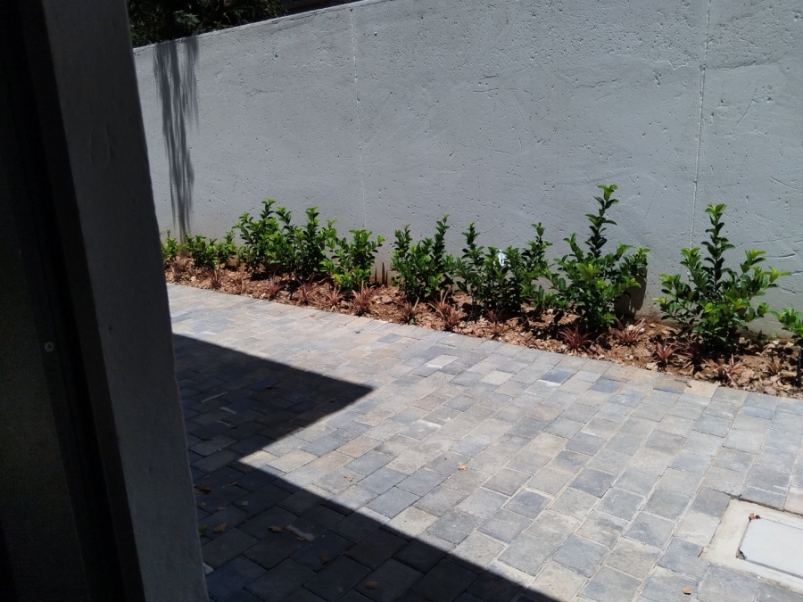 To Let 5 Bedroom Property for Rent in Roodeplaat Gauteng