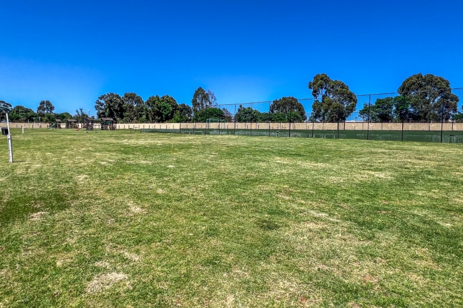 2 Bedroom Property for Sale in Ormonde View Gauteng