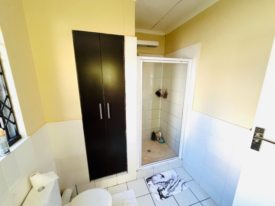 2 Bedroom Property for Sale in Noordwyk Gauteng