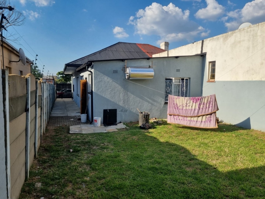 2 Bedroom Property for Sale in La Rochelle Gauteng