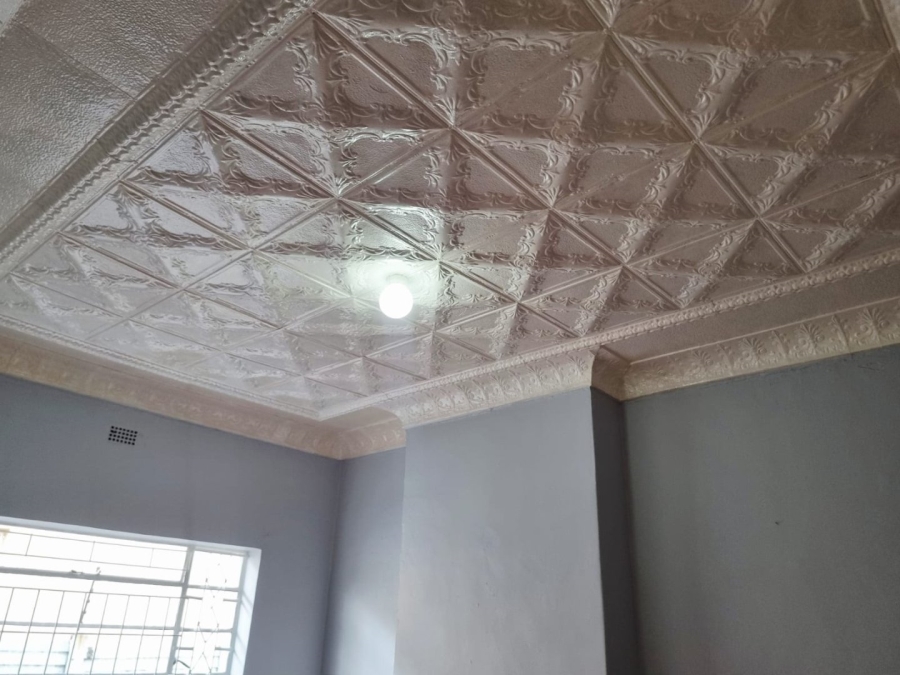 2 Bedroom Property for Sale in La Rochelle Gauteng