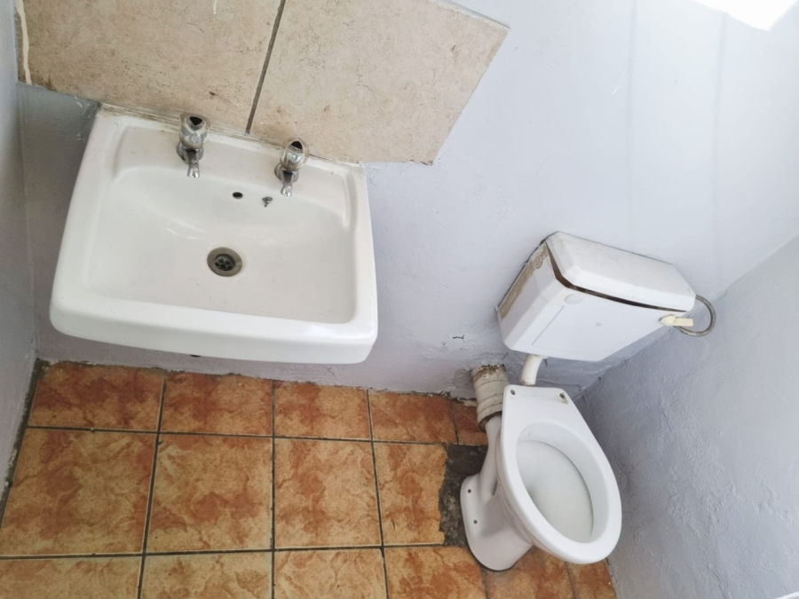 2 Bedroom Property for Sale in La Rochelle Gauteng