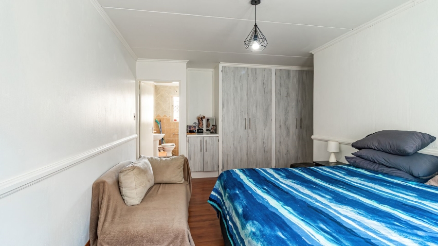 3 Bedroom Property for Sale in Ravenswood Gauteng