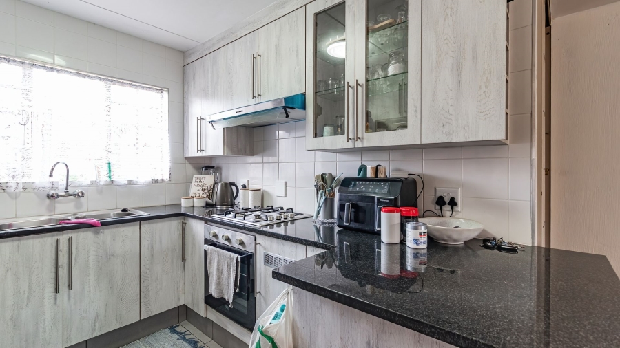 3 Bedroom Property for Sale in Ravenswood Gauteng