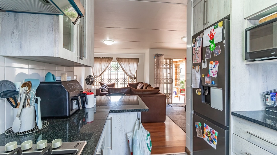 3 Bedroom Property for Sale in Ravenswood Gauteng