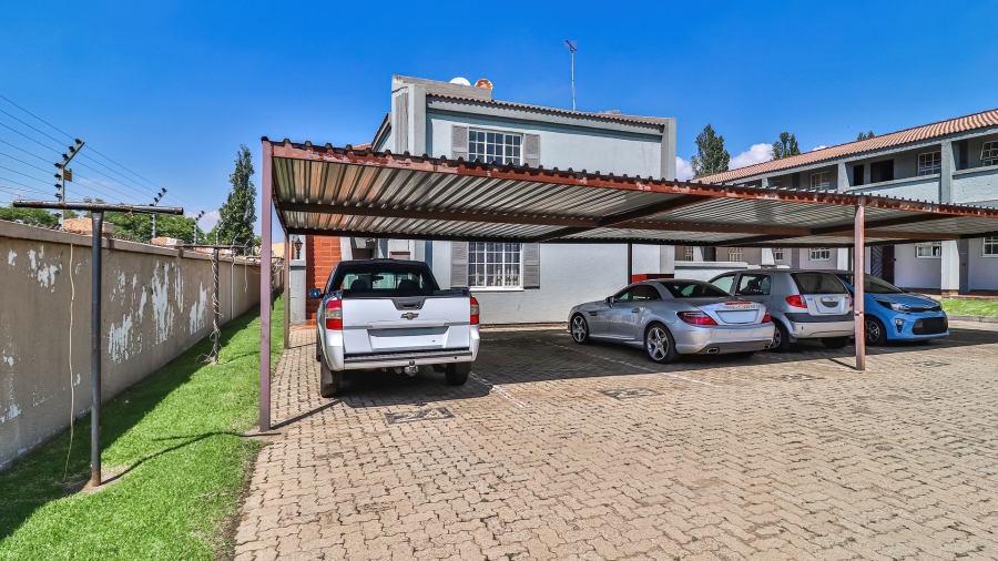 2 Bedroom Property for Sale in Parkdene Gauteng