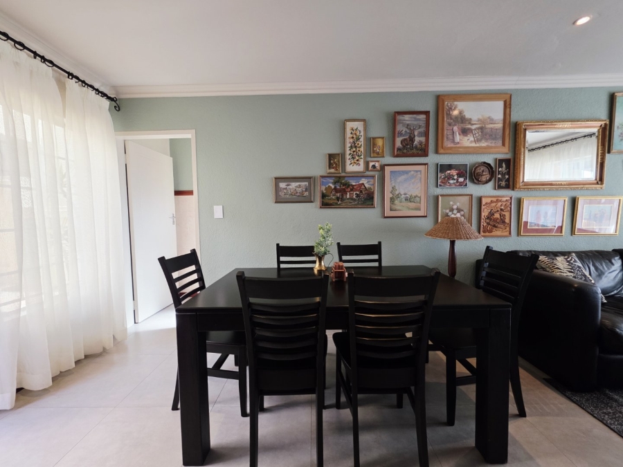 2 Bedroom Property for Sale in La Montagne Gauteng