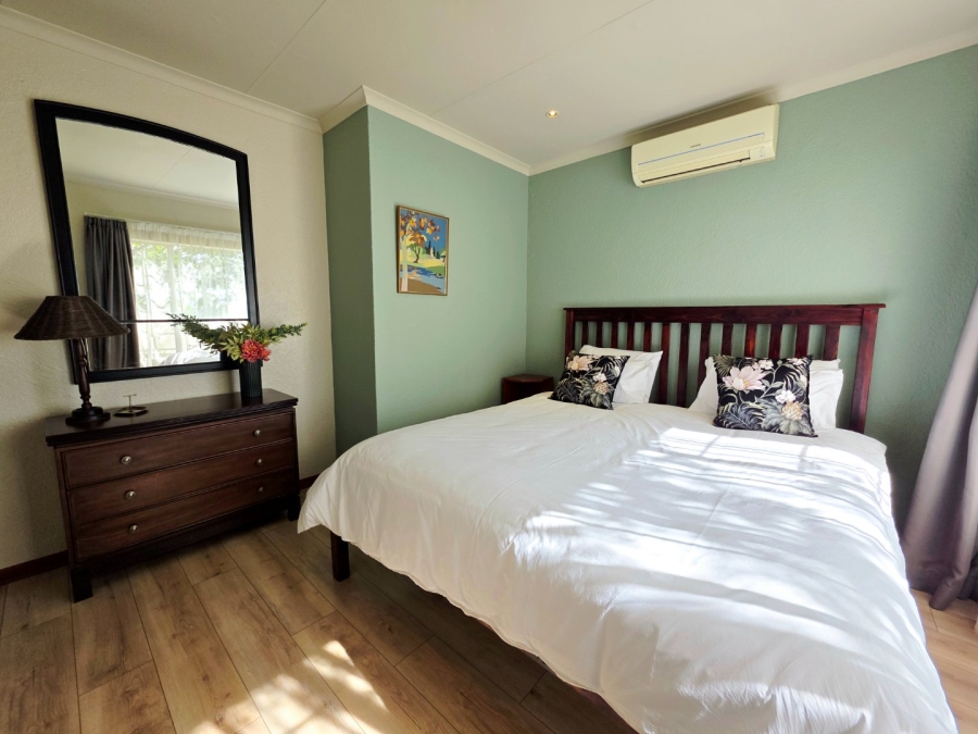 2 Bedroom Property for Sale in La Montagne Gauteng