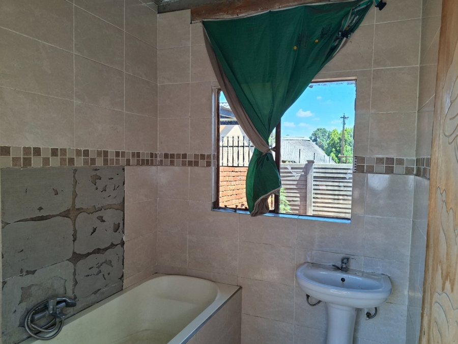  Bedroom Property for Sale in Danville Gauteng