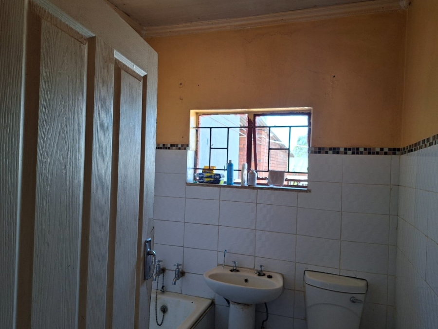  Bedroom Property for Sale in Danville Gauteng