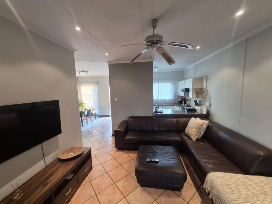 2 Bedroom Property for Sale in Equestria Gauteng