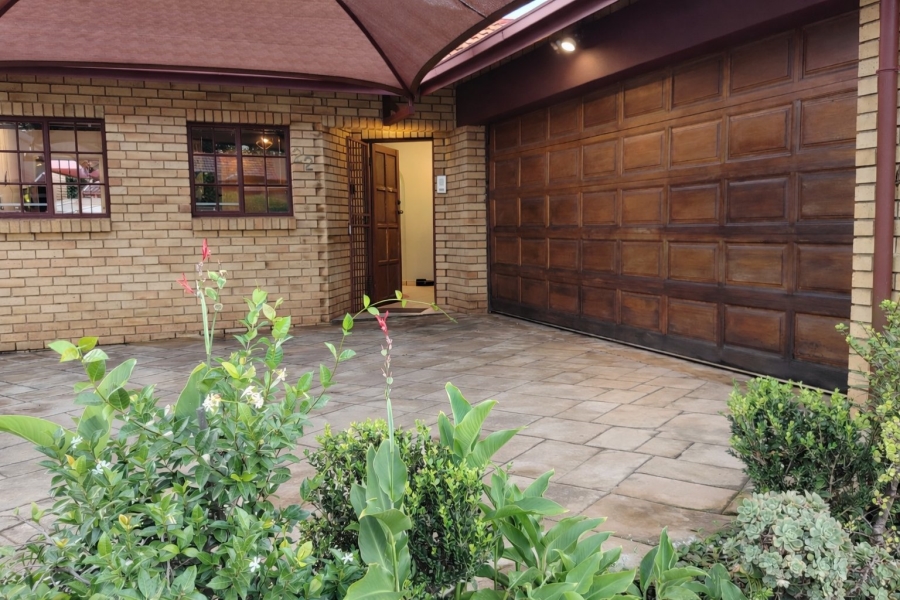 3 Bedroom Property for Sale in Wierdaglen Estate Gauteng