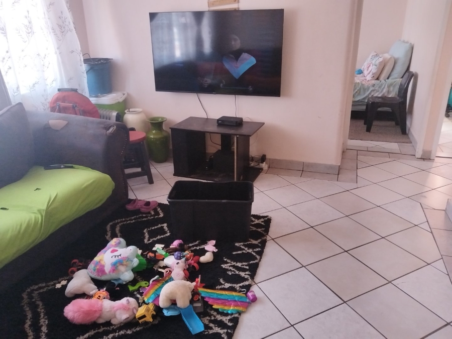 2 Bedroom Property for Sale in Gezina Gauteng