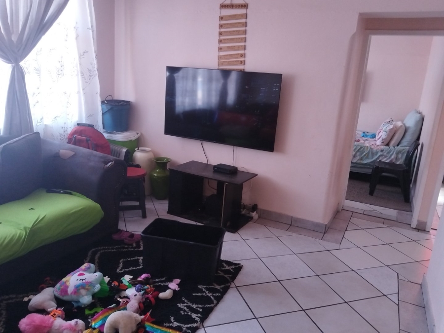 2 Bedroom Property for Sale in Gezina Gauteng