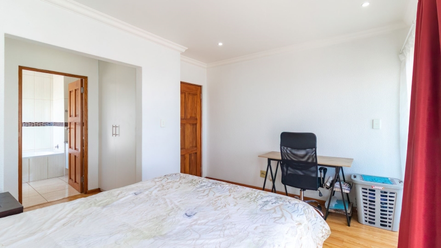 3 Bedroom Property for Sale in Sunnyridge Gauteng