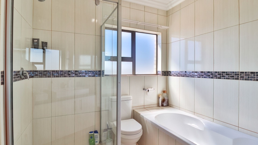 3 Bedroom Property for Sale in Sunnyridge Gauteng