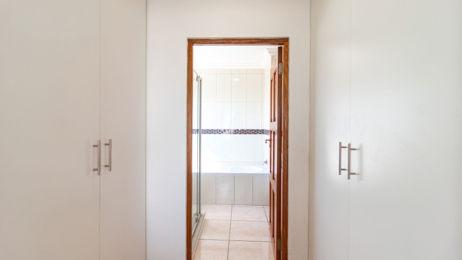 3 Bedroom Property for Sale in Sunnyridge Gauteng