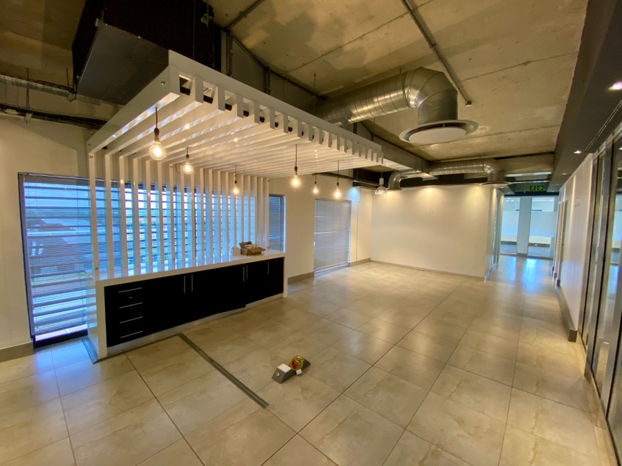 To Let commercial Property for Rent in Vorna Valley Gauteng