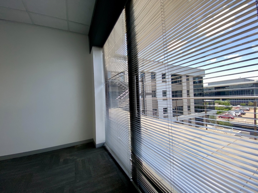 To Let commercial Property for Rent in Vorna Valley Gauteng